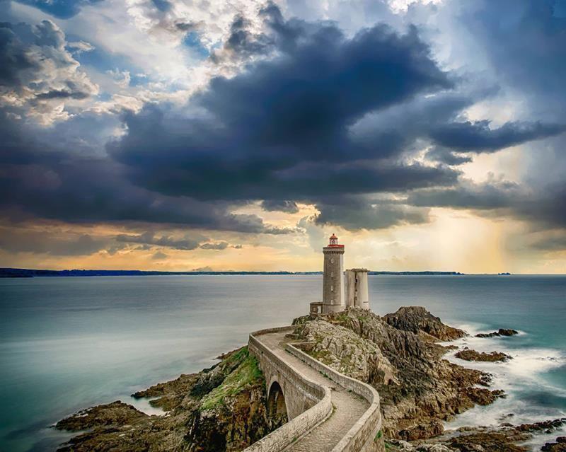 Lighthouse Sunset - Image 4